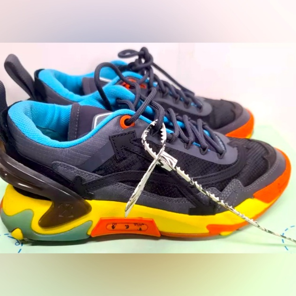 Offwhite Oddy 2000 Sz 10